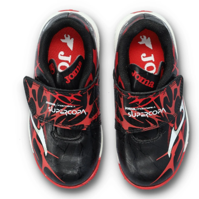 Sapatilhas desportivas Joma Supercopa pretas com detalhes vermelhos e brancos