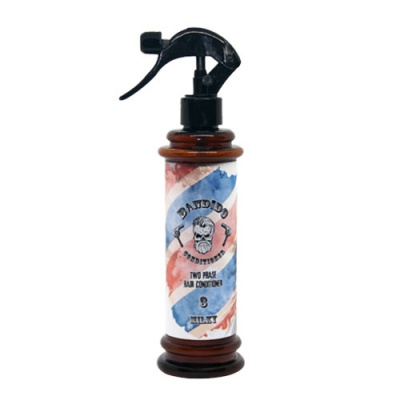 Frasco dispensador com rótulo colorido e crânio desenhado