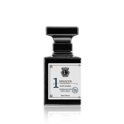 frasco preto de perfume Indicus com rótulo branco