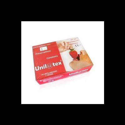 Embalagem de preservativos Unil@tex vermelha e branca com imagem de morango