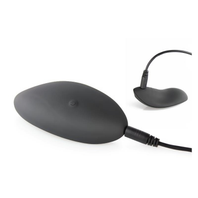 Mouse de computador preto com cabo preto