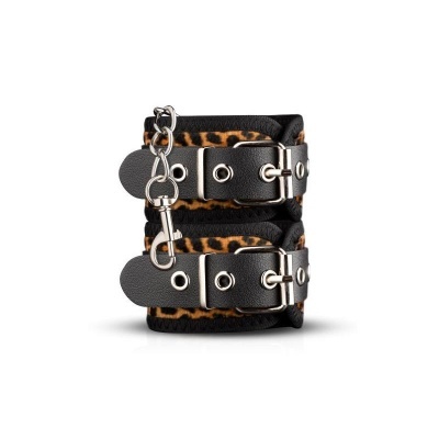 Par de algemas pretas com interior animal print e fechos metálicos