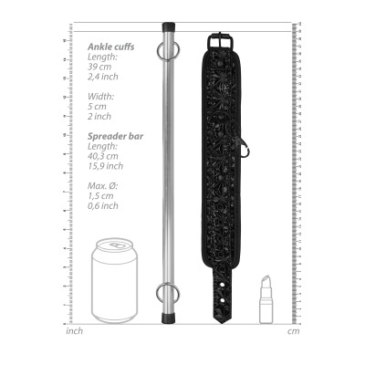 algemas de tornozelo pretas rendadas e barra metálica prateada com anéis