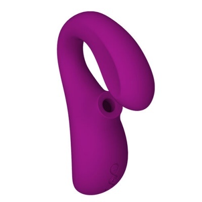 Produto roxo curvo com orifício circular em fundo branco