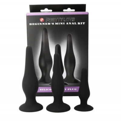 Kit de três plugs anais de silicone preto para iniciantes na embalagem