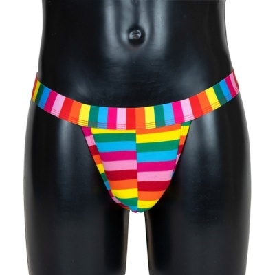 Cueca fio dental masculina com riscas coloridas em manequim preto