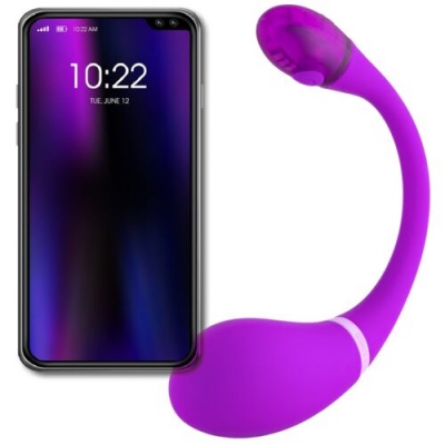 Smartphone com ecrã e objeto vibratório roxo curvado ao lado