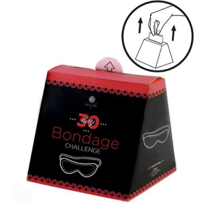 Embalagem do desafio 30 Bondage em forma de pirâmide, preta e vermelha com máscara desenhada