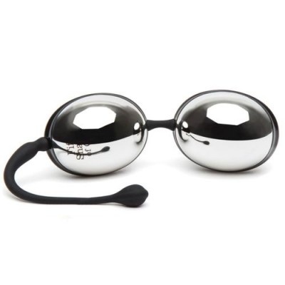 Pesos metálicos arredondados prateados com liga flexível preta