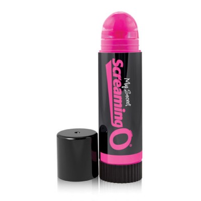 Bálsamo labial rosa em stick com tampa preta e texto em rosa no corpo