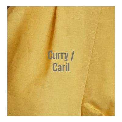 Tecido amarelo mostarda com o texto 'Curry / Caril' impresso