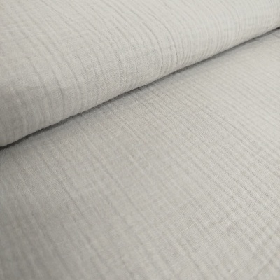 tecido cinza claro com textura fina e ondulada
