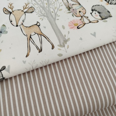 Tecido com ilustrações de animais e tecido riscado em branco e castanho claro