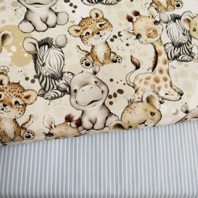 tecido infantil com animais e tecido listrado azul e branco