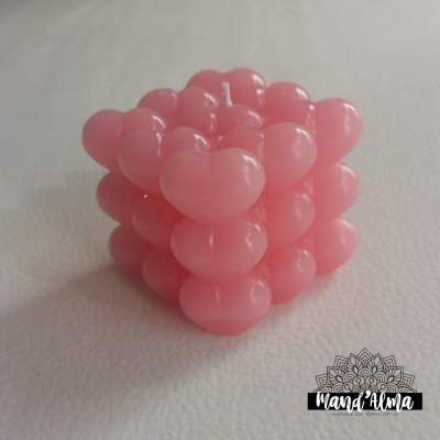 vela cubo corações cor-de-rosa