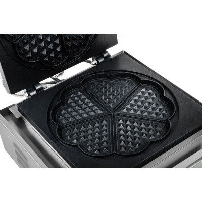 Máquina de waffles aberta com cinco secções triangulares antiaderentes pretas