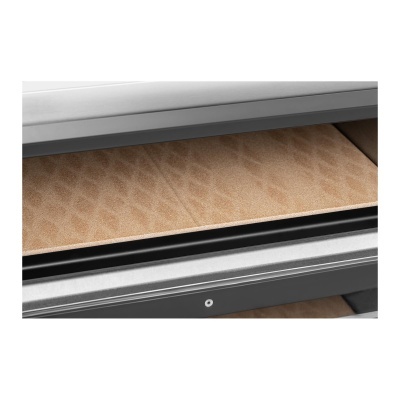 Forno elétrico com interior antiderrapante castanho e acabamento em aço inoxidável