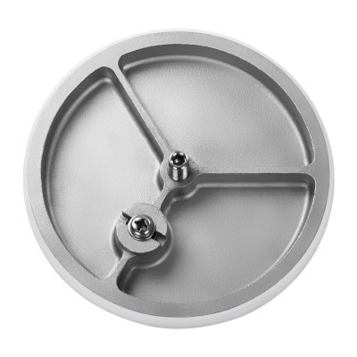 Disco redondo metálico prateado com compartimentos e parafusos