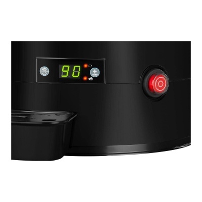 Dispositivo elétrico preto com visor digital e botão vermelho iluminado