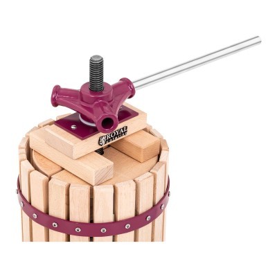 Prensa de madeira para sumo com metal vermelho e manivela prateada