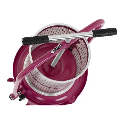 Centrífuga para roupa vinho e metálica com alavanca preta.