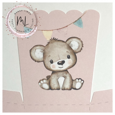 Caixa rosa com desenho de urso e logotipo Manga Limão