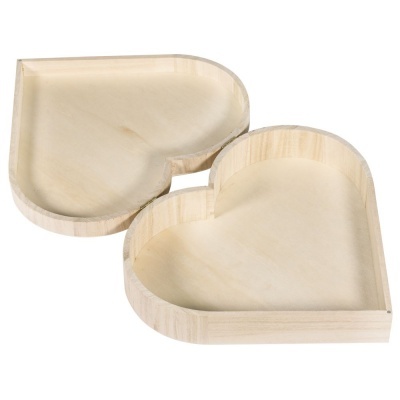 Caixas de madeira em forma de coração com tampa