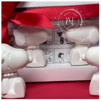 Caixa com 2 Peças em Gesso Perfumado Snoopy Menina e Menino - Aromatizador Decorativo Original