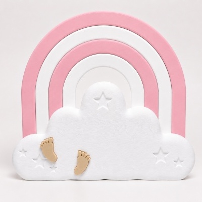 Decoração infantil nuvem branca com estrelas, pés de bebé e arco-íris branco e rosa