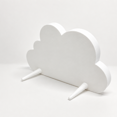 Objeto decorativo branco em forma de nuvem com duas pernas cónicas