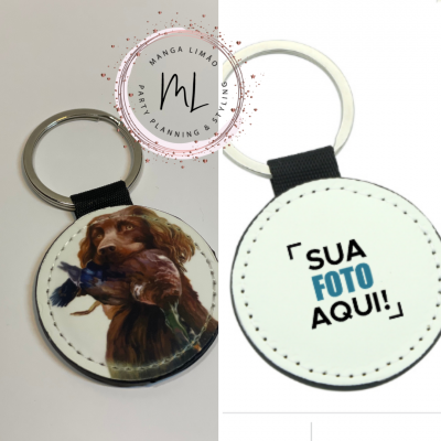 Chaveiro redondo com imagem de cão e texto personalizável