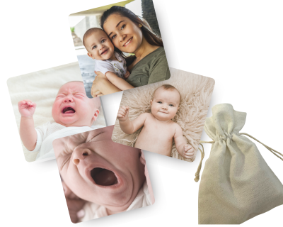 Quatro fotografias de bebés com expressões diversas e um saco de pano bege ao lado.
