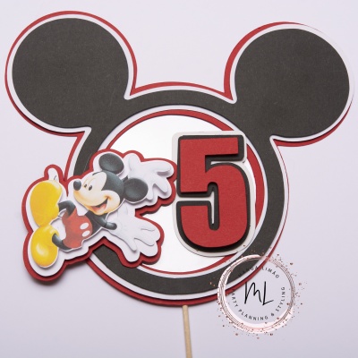 Topo de bolo formato orelhas Mickey Mouse com número 5 e figura do Mickey colorida