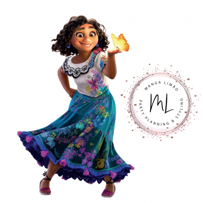 Personagem animada feminina com blusa branca bordada e saia azul florida segurando borboleta amarela