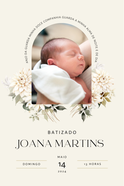 Convite de batizado com foto do bebé João Martins, flores e detalhes da data