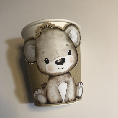 Copo descartável de papel com estampa de urso fofo