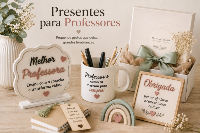 Conjunto de presentes para professores com caneca, placas de madeira, cadernos e caixa de presente com laço verde