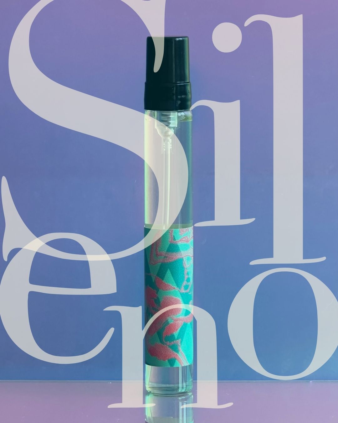 SILENO - fougére liminal - 7,5 ml TRAVEL SIZE refillable Clear spray bottle with black cap and green flamingo-patterned label