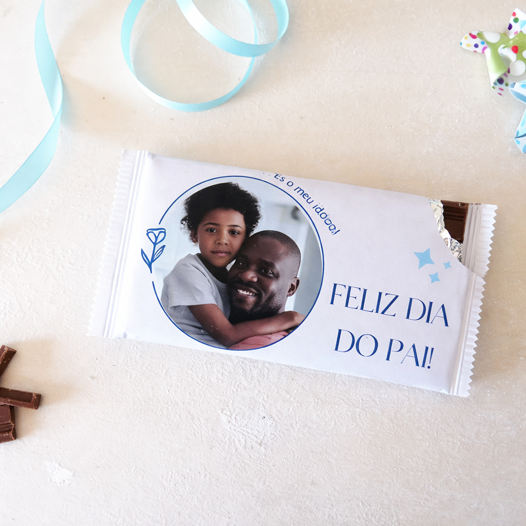 Chocolate personalizado para Dia do Pai com foto e texto em português.