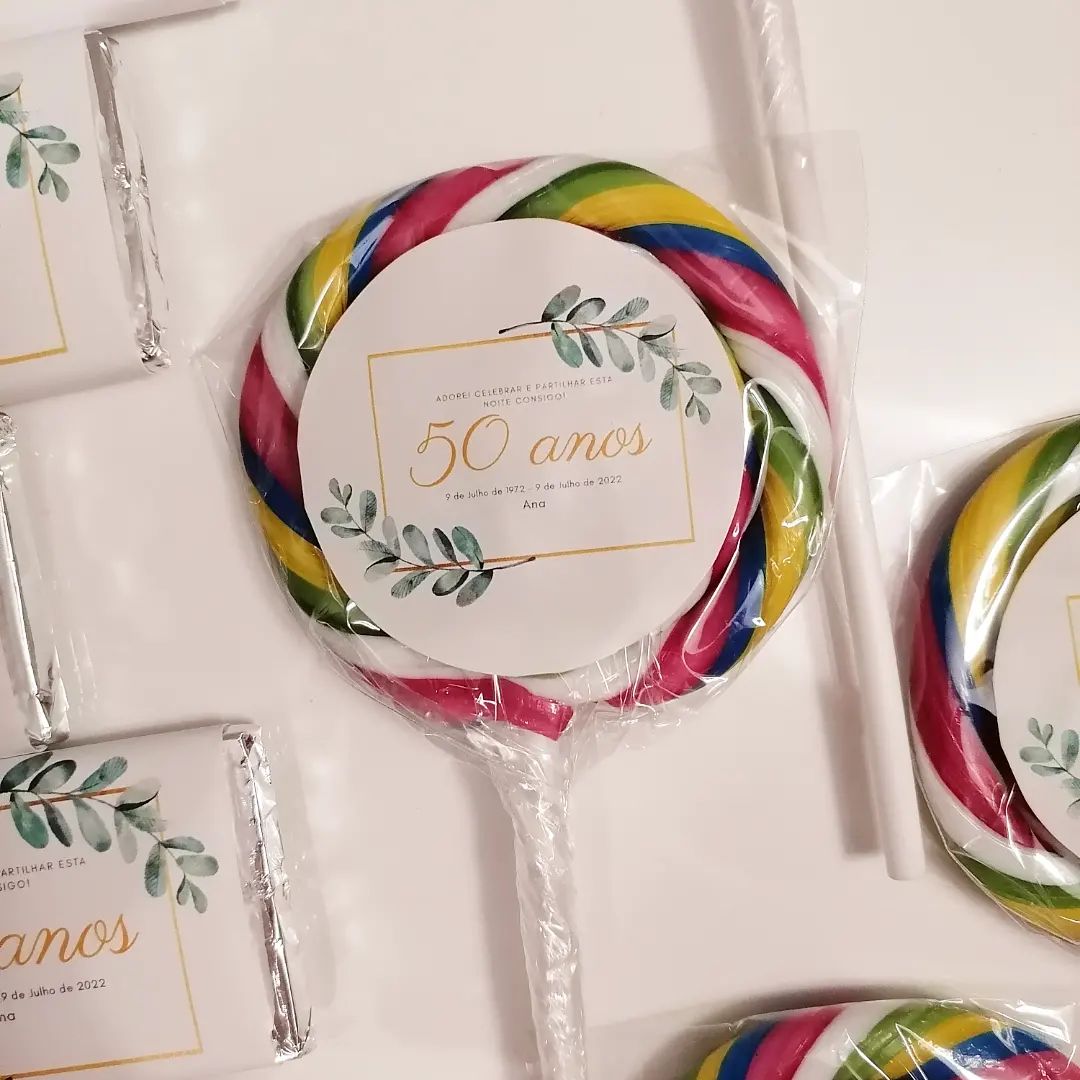 chocolates e lollipops personalizados