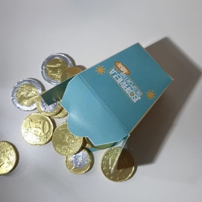 Caixa&#x20;Personalizada&#x20;com&#x20;30&#x20;Moedas&#x20;de&#x20;Chocolate&#x20;&#x7C;&#x20;Empresas&#x20;e&#x20;Festas