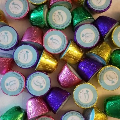 Bombons&#x20;de&#x20;Chocolate&#x20;com&#x20;r&#x00F3;tulo&#x20;personalizado&#x20;para&#x20;o&#x20;seu&#x20;casamento