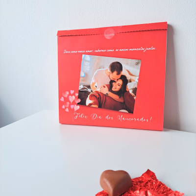 Duo&#x20;Delicioso&#x3A;&#x20;2&#x20;Tabletes&#x20;de&#x20;Chocolate&#x20;que&#x20;formam&#x20;a&#x20;palavra&#x20;AMO-TE&#x20;e&#x20;personaliz&#x00E1;vel