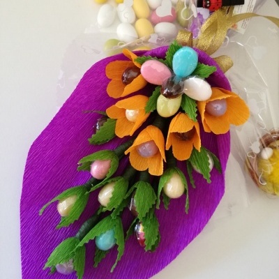 Ramo&#x20;com&#x20;20&#x20;Am&#x00EA;ndoas&#x20;variadas&#x20;para&#x20;oferecer&#x20;a&#x20;Padrinhos&#x20;ou&#x20;Afilhados