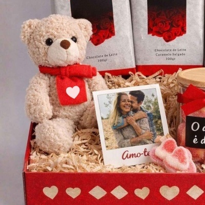 Box&#x20;Dia&#x20;dos&#x20;Namorados&#x20;&#x2013;&#x20;Uma&#x20;Hist&#x00F3;ria&#x20;de&#x20;Amor&#x20;em&#x20;Chocolate&#x20;&#x28;Edi&#x00E7;&#x00E3;o&#x20;Limitada&#x29;