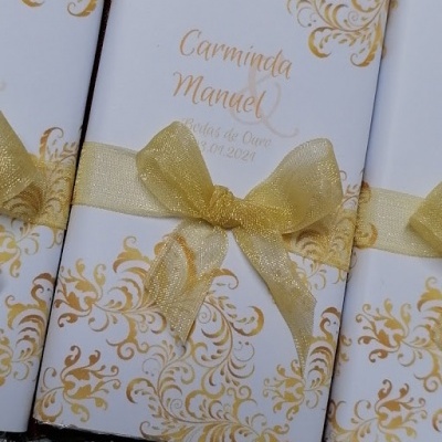Lembran&#x00E7;as&#x20;Bodas&#x20;de&#x20;Ouro&#x20;-&#x20;Mini&#x20;Chocolates&#x20;20gr&#x20;personalizados