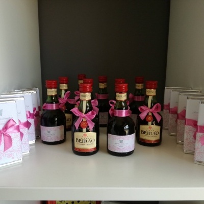 Conjuntos&#x20;de&#x20;Lembran&#x00E7;as&#x20;&#x7C;&#x20;Miniaturas&#x20;Licor&#x20;Beir&#x00E3;o&#x20;&#x2B;&#x20;Mini&#x20;Chocolates&#x20;20gr