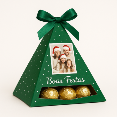Natal&#x20;Empresas&#x20;&#x7C;&#x20;Pir&#x00E2;mide&#x20;personalizada&#x20;com&#x20;Bombons&#x20;no&#x20;interior