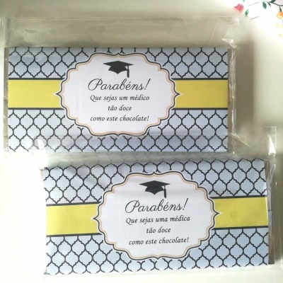 Chocolate&#x20;de&#x20;Parab&#x00E9;ns&#x20;pelo&#x20;fim&#x20;do&#x20;curso&#x20;acad&#x00E9;mico