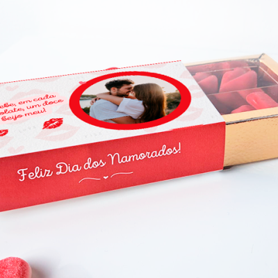 Caixa&#x20;Beijo&#x20;Doce&#x20;Mix&#x20;-&#x20;Sele&#x00E7;&#x00E3;o&#x20;Irresist&#x00ED;vel&#x20;de&#x20;16&#x20;Del&#x00ED;cias,&#x20;com&#x20;8&#x20;Gomas&#x20;e&#x20;8&#x20;Chocolates&#x20;em&#x20;Forma&#x20;de&#x20;L&#x00E1;bios